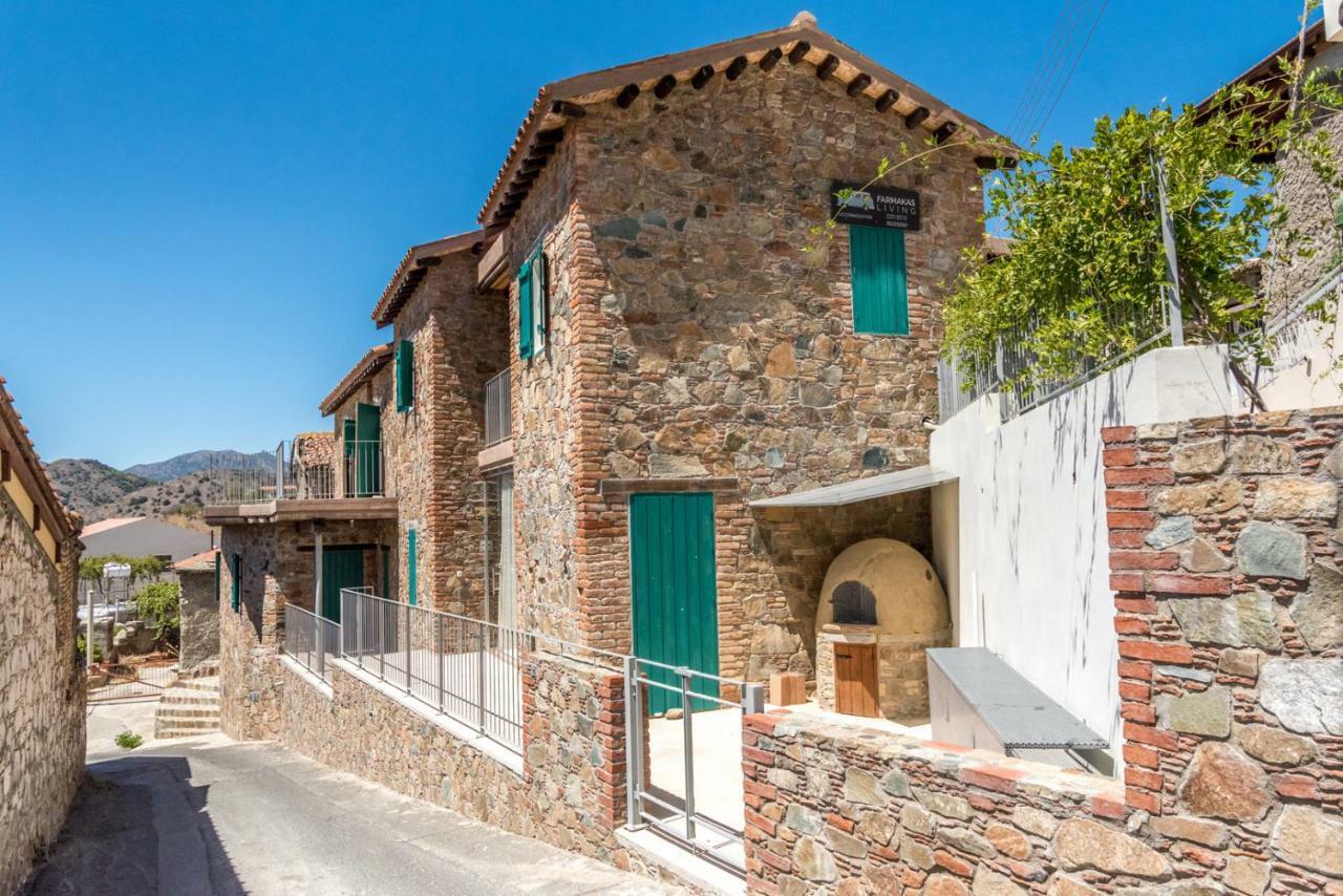Gasthaus Farmakas Living Exterior foto