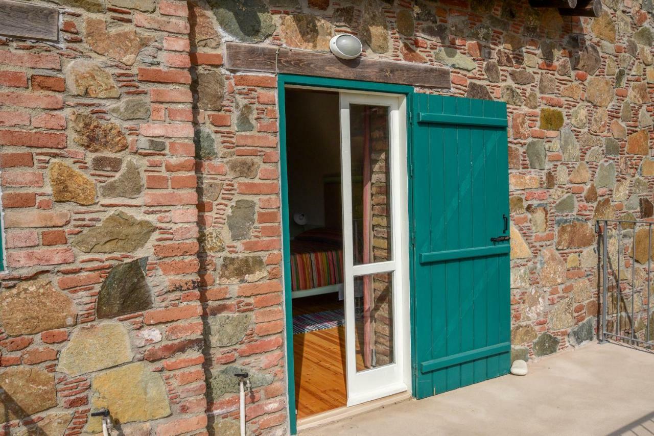 Gasthaus Farmakas Living Exterior foto